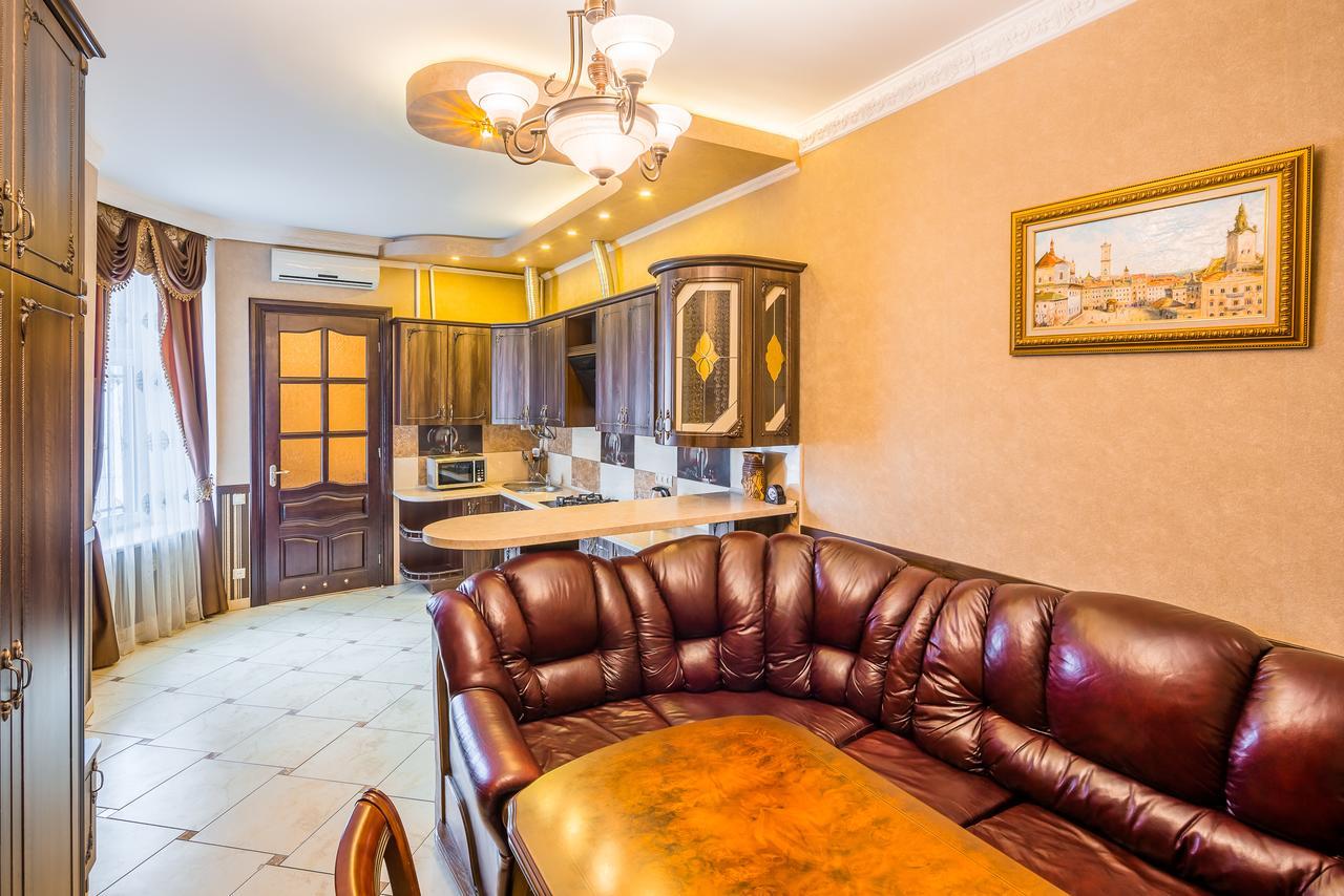 Beautiful Apartment D.Galytskogo Lviv Exterior foto