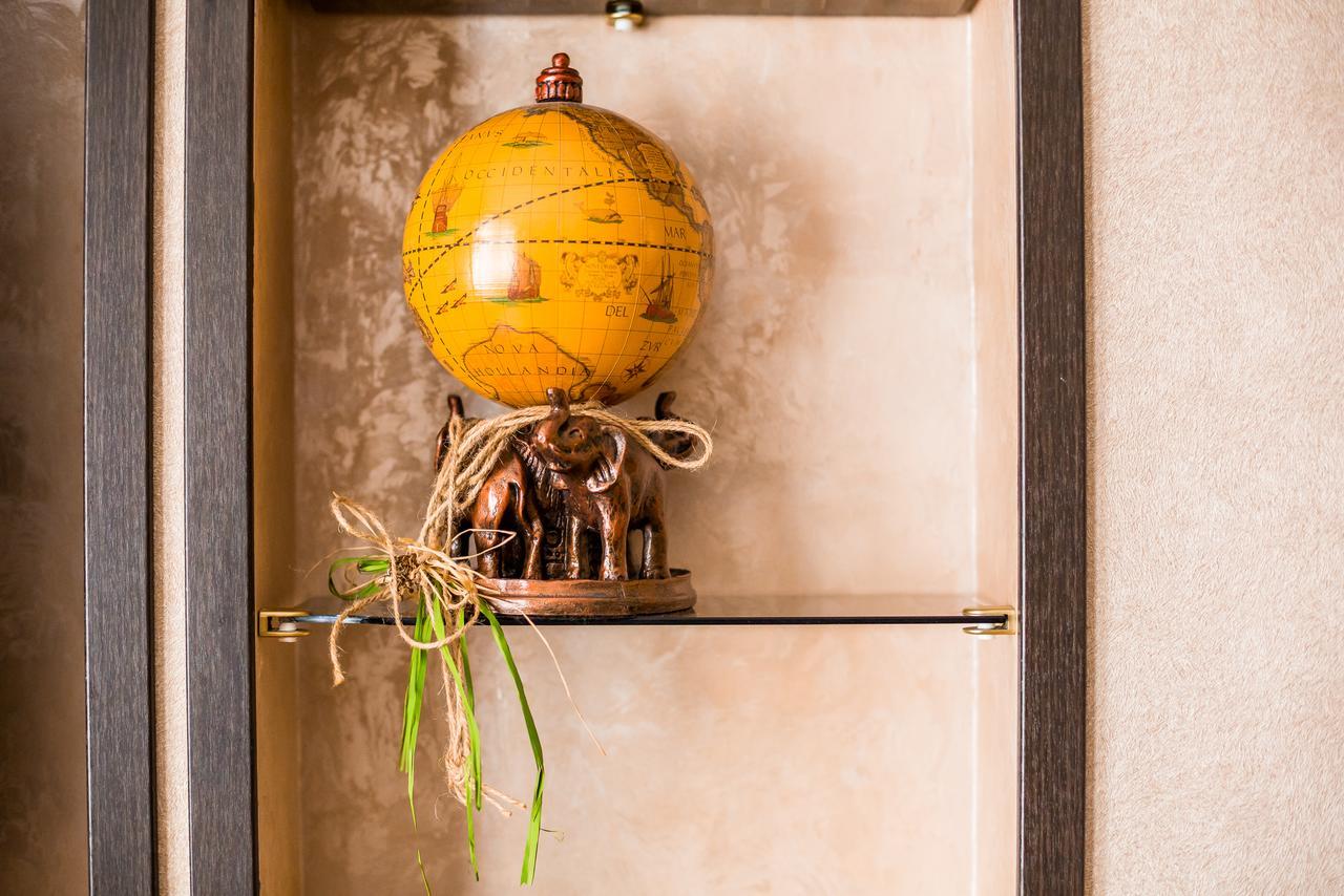 Beautiful Apartment D.Galytskogo Lviv Exterior foto