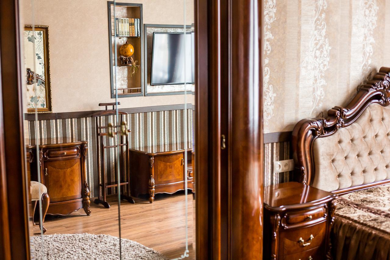 Beautiful Apartment D.Galytskogo Lviv Exterior foto